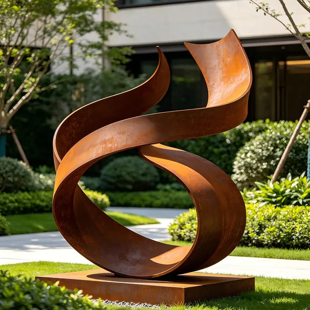 Sculpture Tourbillon en acier corten